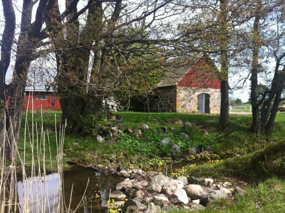 Hotel Sassi Talu Horsefarm Kreis Pärnu Exterior foto